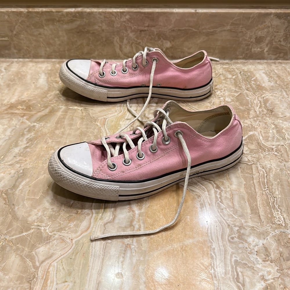 Converse - Picture 5 of 8